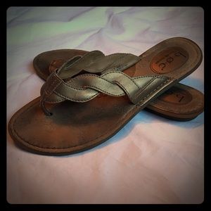Born boc Flip Flop Sandals Leather Gold Women’s 9